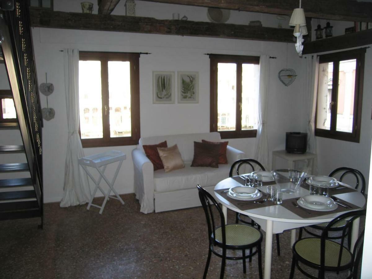 Loft Overlooking The Grand Canal Venice Exterior photo