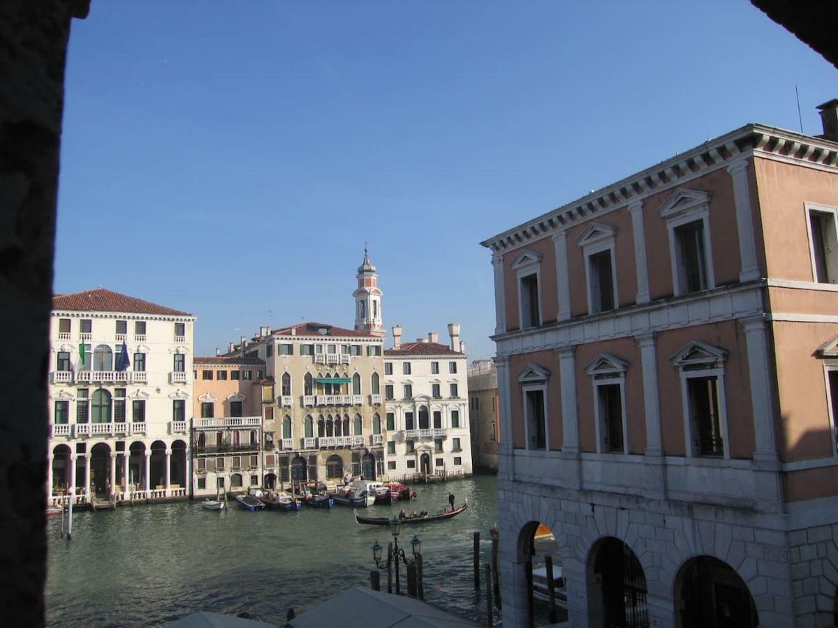 Loft Overlooking The Grand Canal Venice Exterior photo
