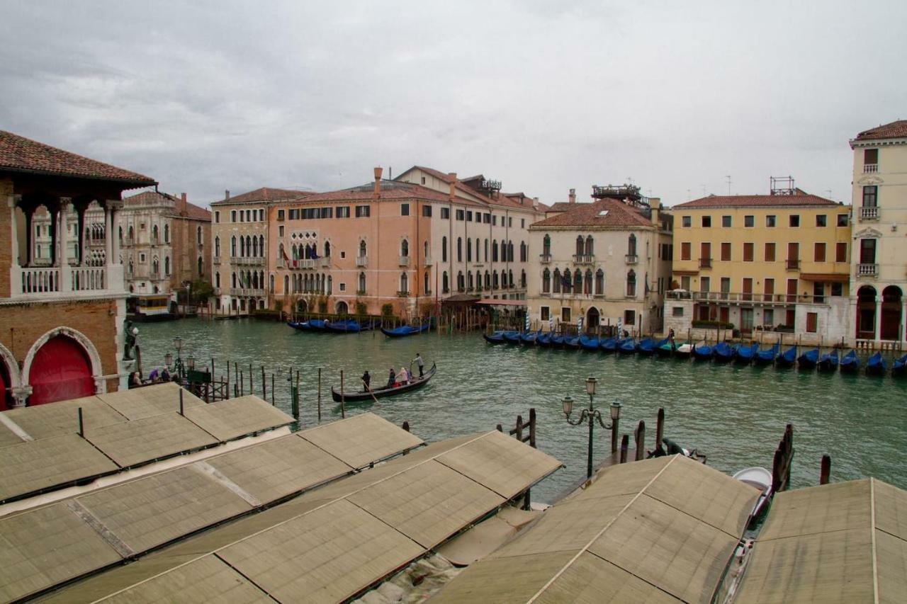 Loft Overlooking The Grand Canal Venice Exterior photo