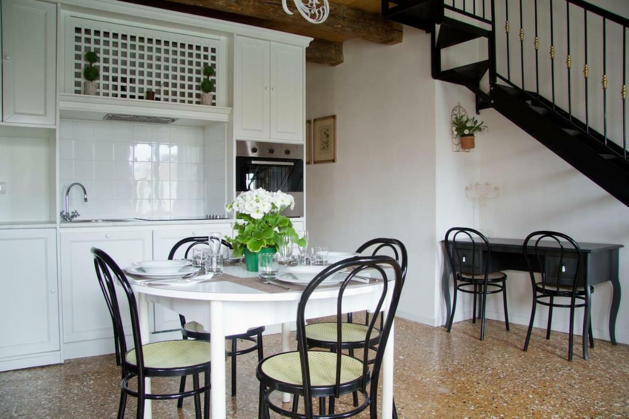 Loft Overlooking The Grand Canal Venice Exterior photo