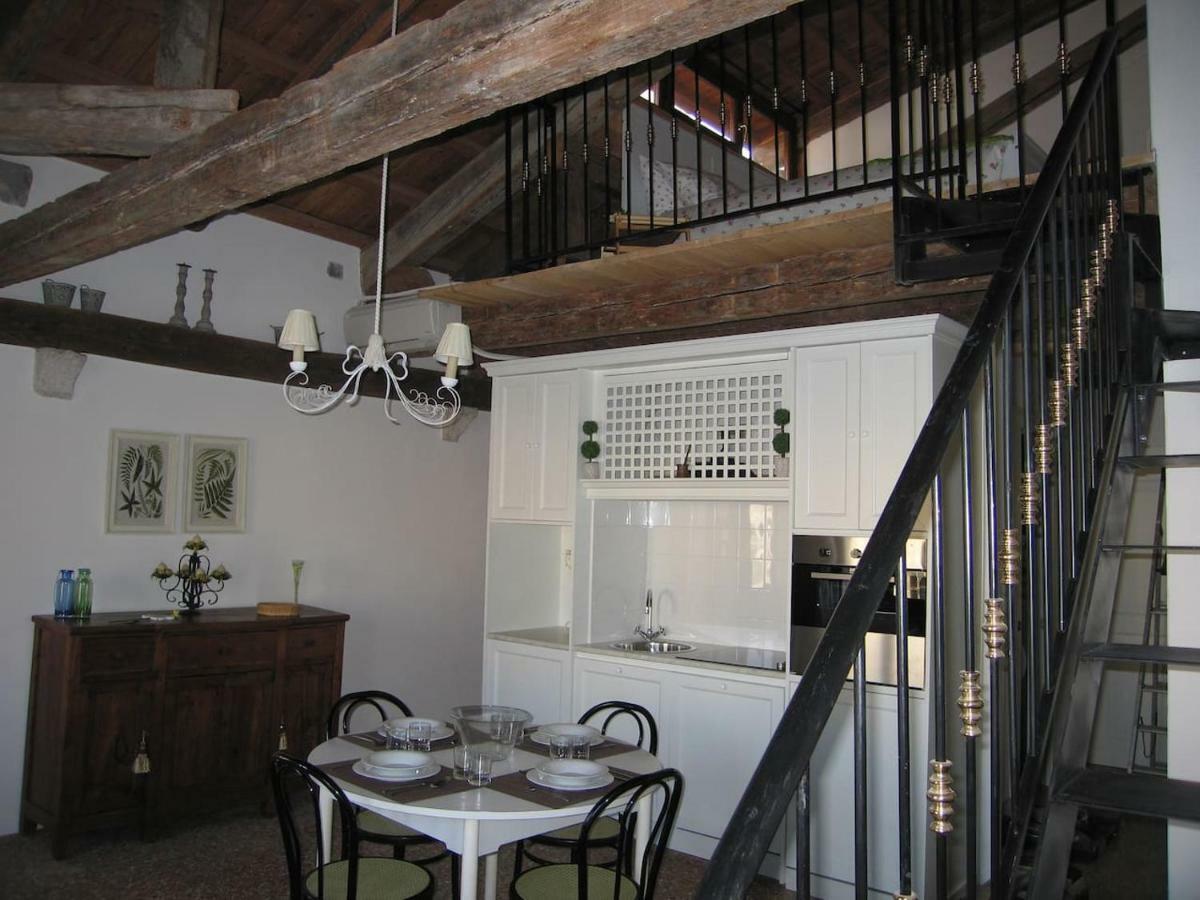 Loft Overlooking The Grand Canal Venice Exterior photo